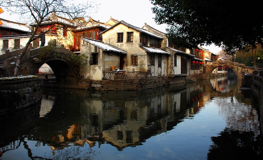 蘇州.杭州.上?！倦p水鄉(xiāng)烏鎮(zhèn).周莊】雙高4日游