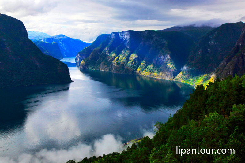 北歐四國+峽灣9日之旅（哥本出，含峽灣） sk北歐航空