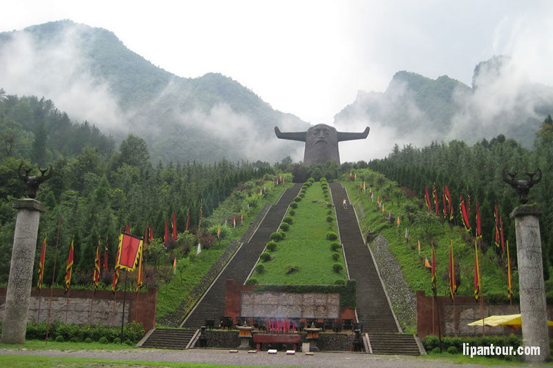 神農架自然保護區(qū)、神農祭壇雙臥4日游